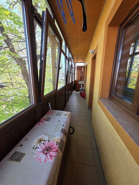 Cartier 23 August, 10 minute metrou Republica, duplex in vila, centrala